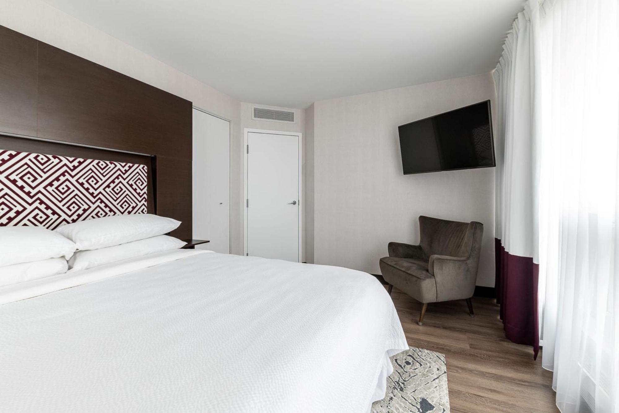 โฟร์ พอยต์ บาย เชอราตัน เลวิส คอนเวนชั่นเซ็นเตอร์ Hotel เลวีส ภายนอก รูปภาพ